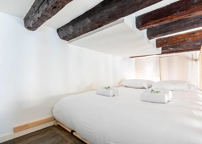Guestready - Elegant Proche Du Pantheon Pour 3
